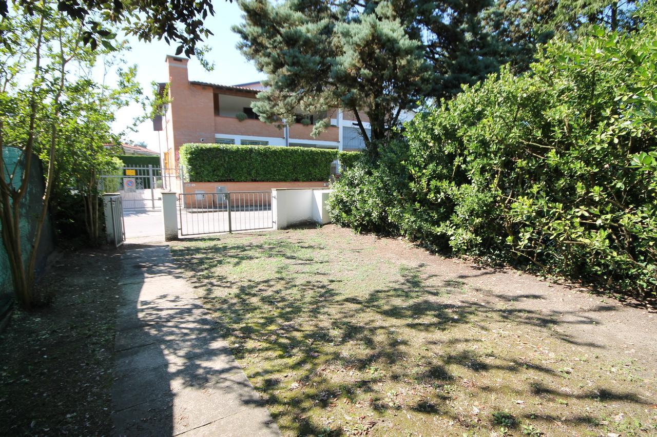 Agenzia Vear - Osti 100 Lido delle Nazioni Exterior photo